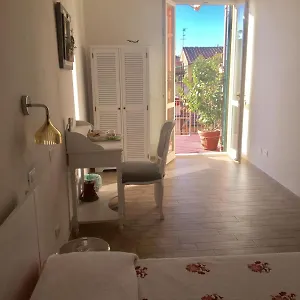  Affittacamere La Terrazza Sui Miracoli